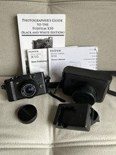 Fujifilm X10 Compact Digital