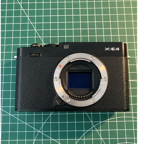 Fujifilm x series - x-e4,
