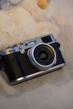 Fujifilm X100F 24.3MP Compact